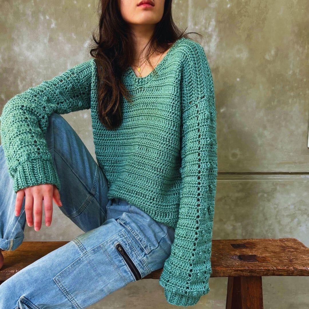 Free Crochet Pattern: Wanderers V-Neck Sweater