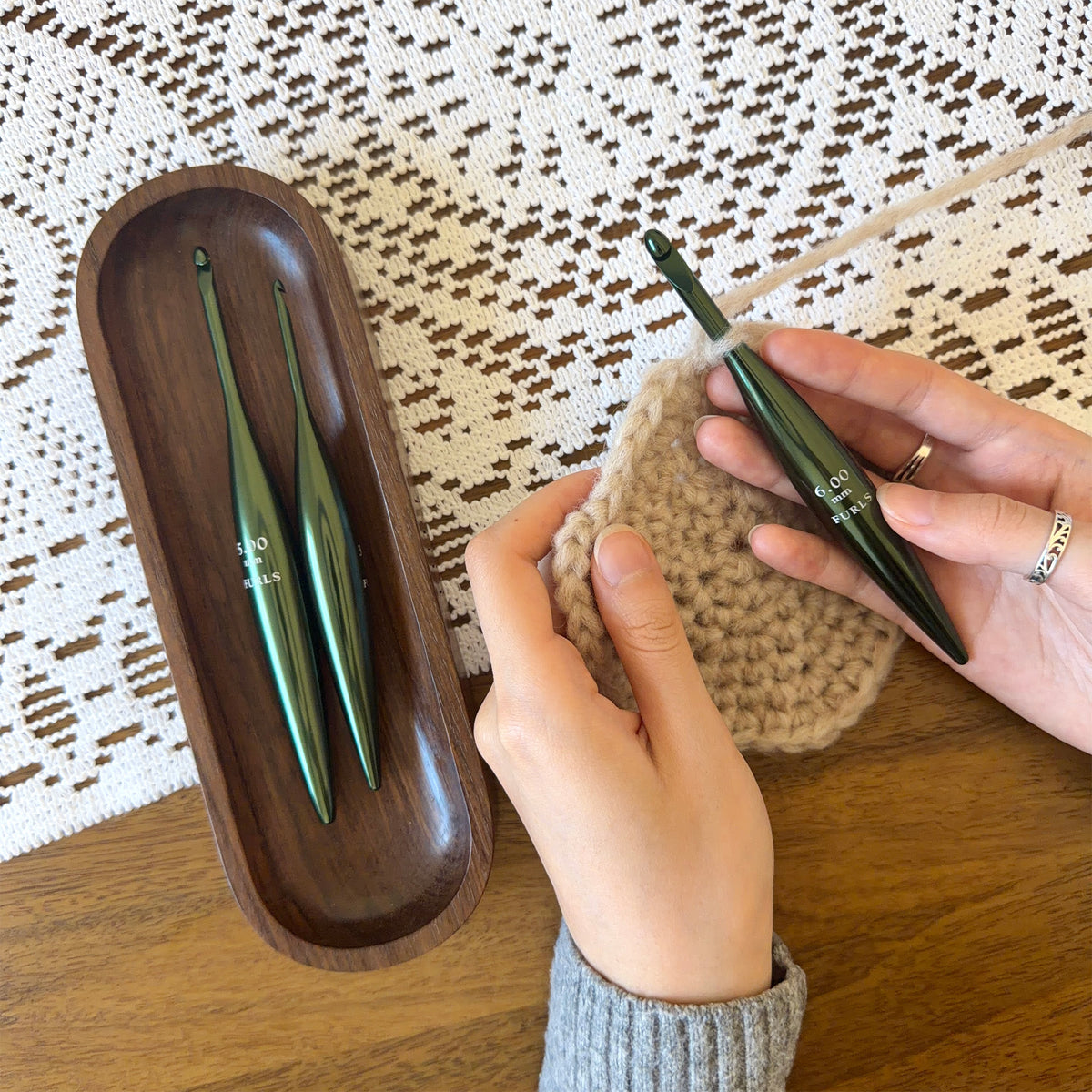 Hemlock Streamline® Metal Crochet Hooks